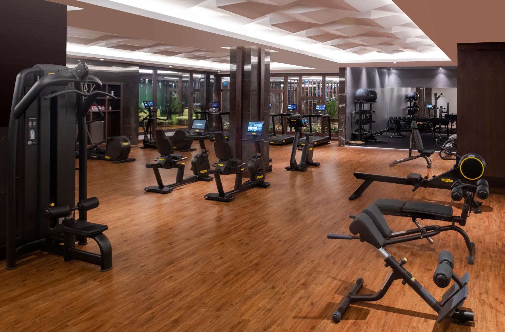 Moevenpick Hotel Istanbul Asia Airport Exteriér fotografie The gym at the hotel